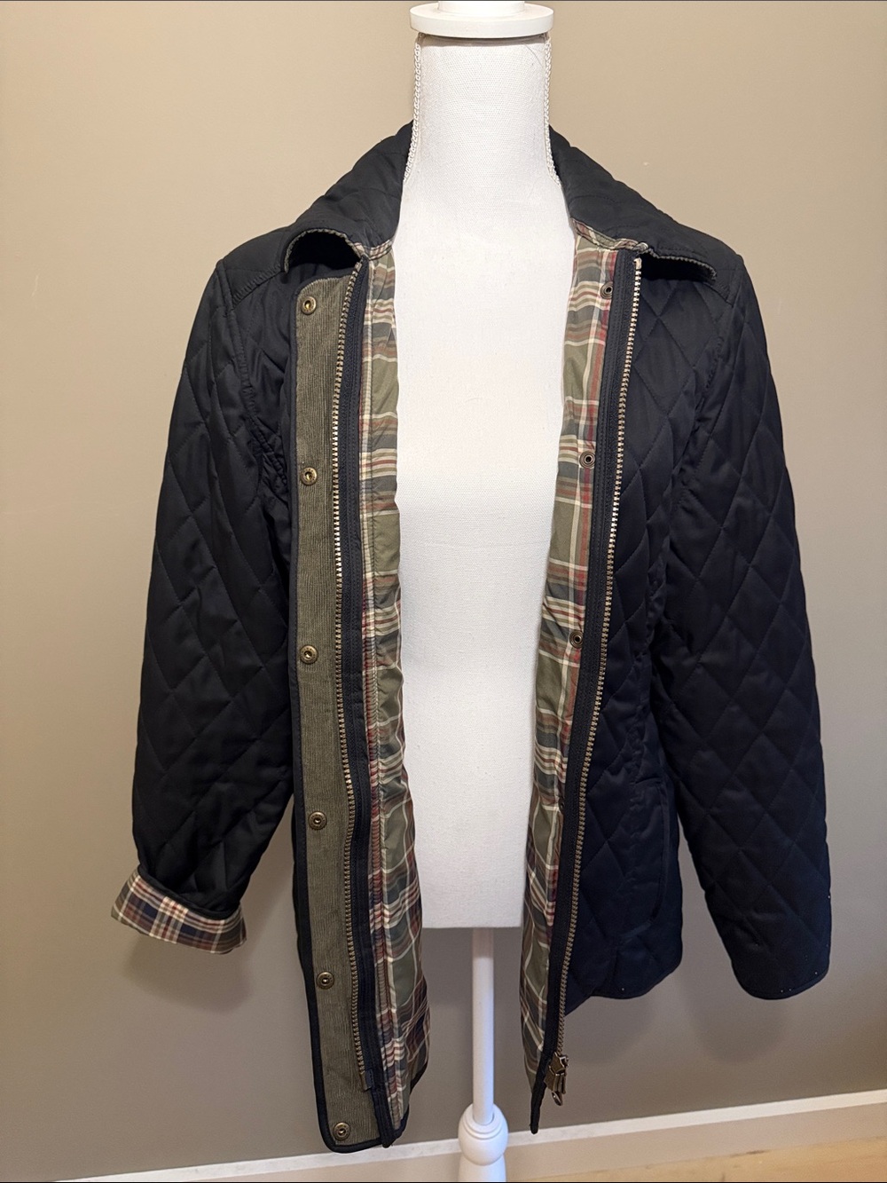 Classic LL Bean Quilted Women's Jacket - Picture 2 of 9